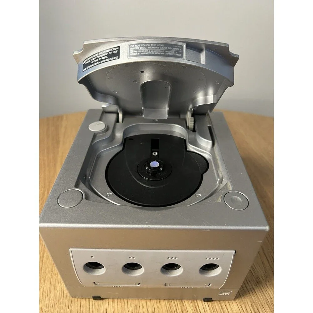 Nintendo GameCube Console Silver OEM Authentic US Region Not Tested Great Shape